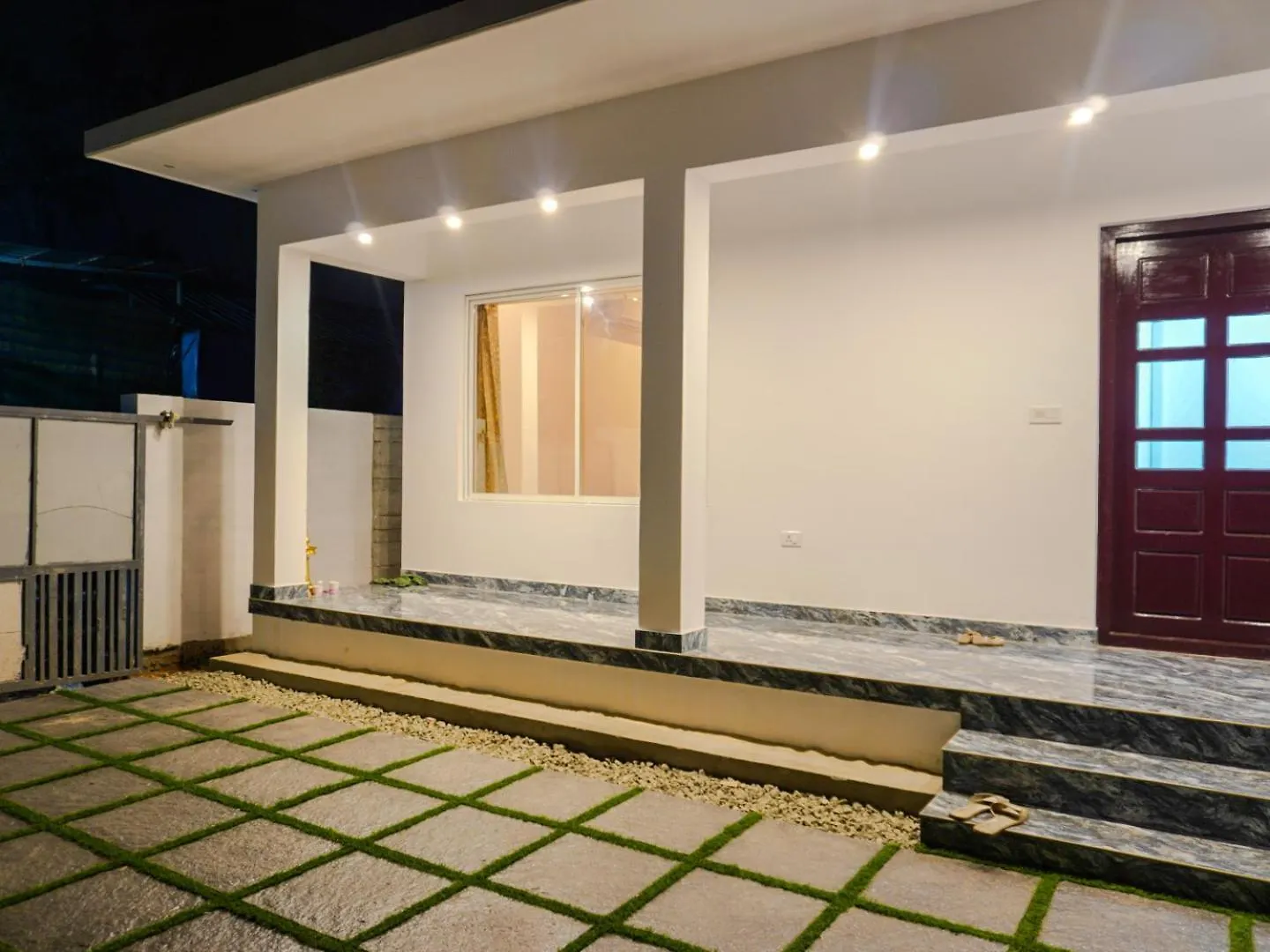 Marari Aidenz Beach Vibe Villa Alappuzha