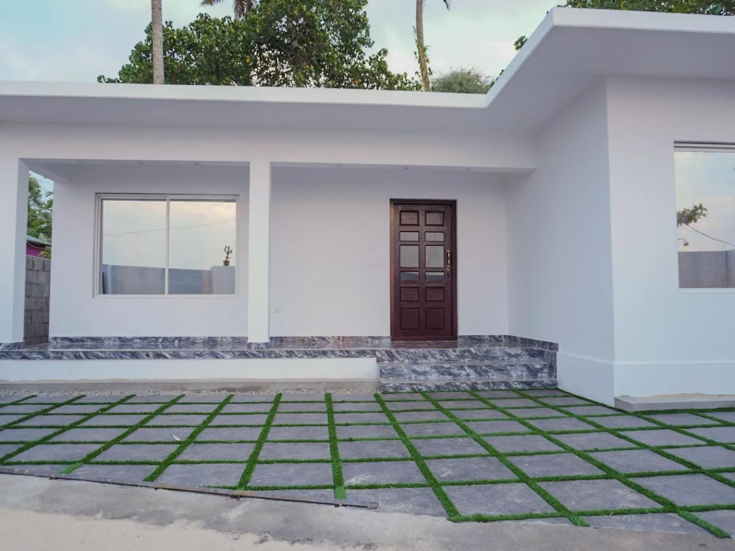 Marari Aidenz Beach Vibe Villa Alappuzha